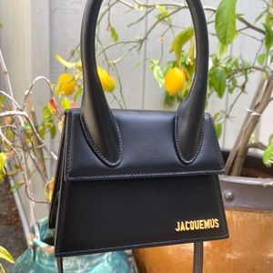 Jacquemus 'Le Chiquito Moyen' (medium size)